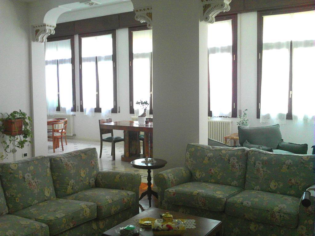 Bed and Breakfast Il Giardino Segreto Імола Екстер'єр фото